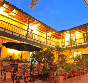 Гостиница Amaru Inca  Куско